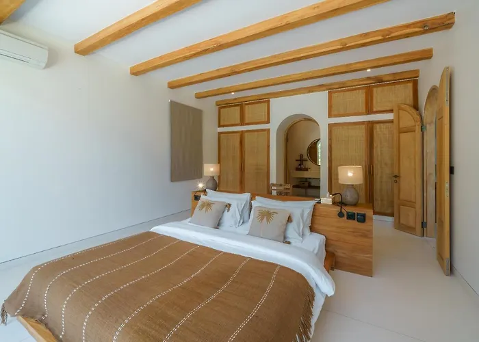 Casa Donilo - 4br Designer In Villa *