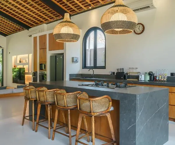Casa Donilo - 4br Designer In Villa *