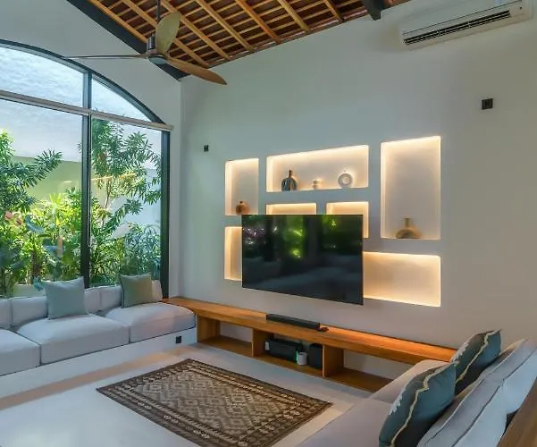 Casa Donilo - 4br Designer In Villa