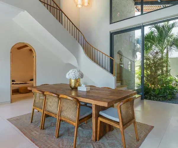 Casa Donilo - 4br Designer In Villa *