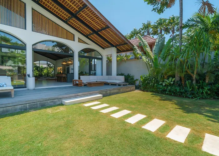 Casa Donilo - 4br Designer In Villa *