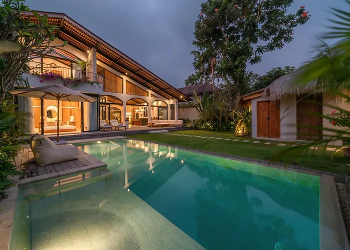 Casa Donilo - 4br Designer In Canggu (Bali)