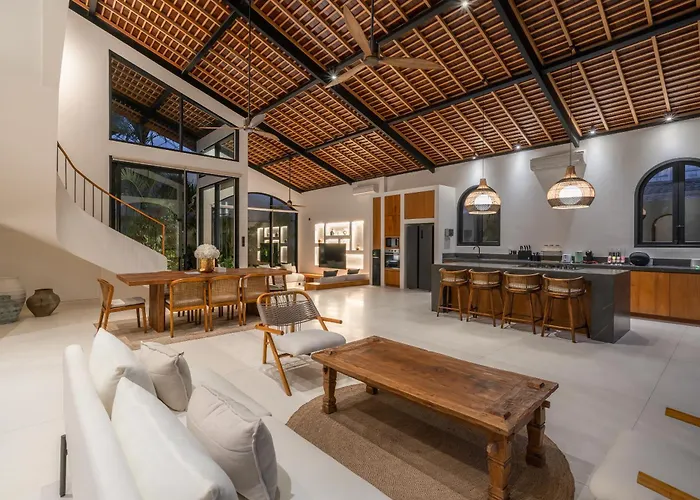 Casa Donilo - 4br Designer In *