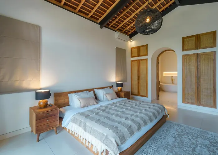 Casa Donilo - 4br Designer In Villa Canggu (Bali)